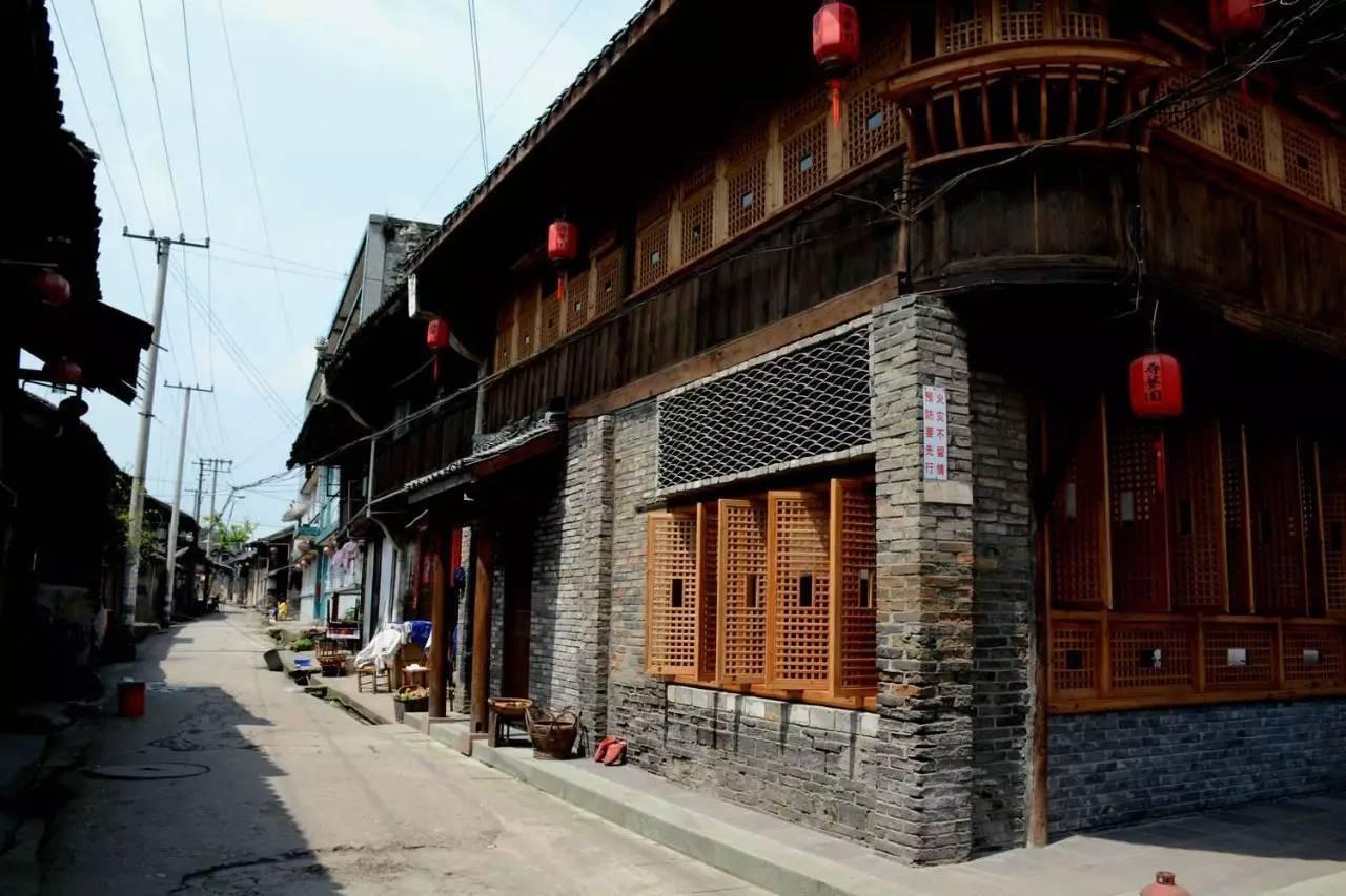 有谁知道，全民小视频里拍的那个认证视频可以删除吗？游戏画面